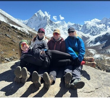 everest-base-camp-with-heli-return-enjoying