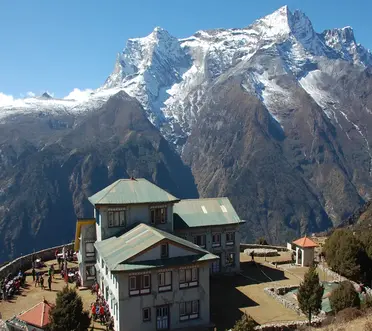 gokyo-to-ebc-via-cho-la-and-renjo-la-theme-1