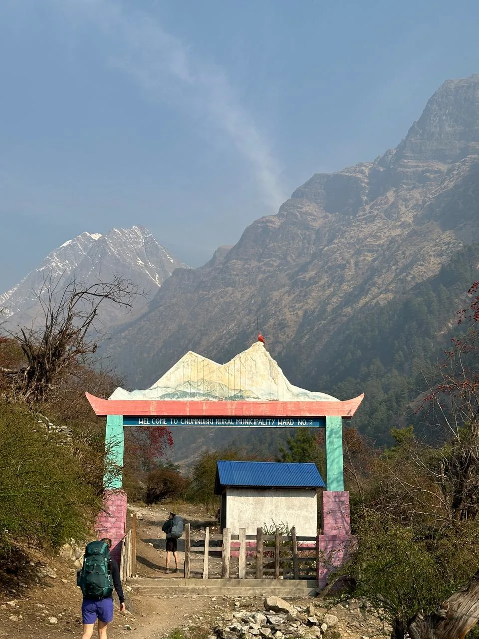 manaslu-tsum-valley-trek-with-guide