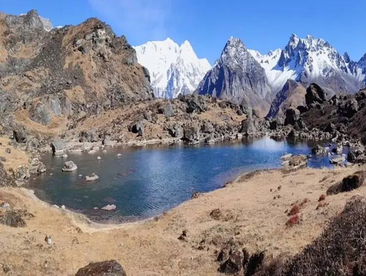 Kanchenjunga Circuit Trekking